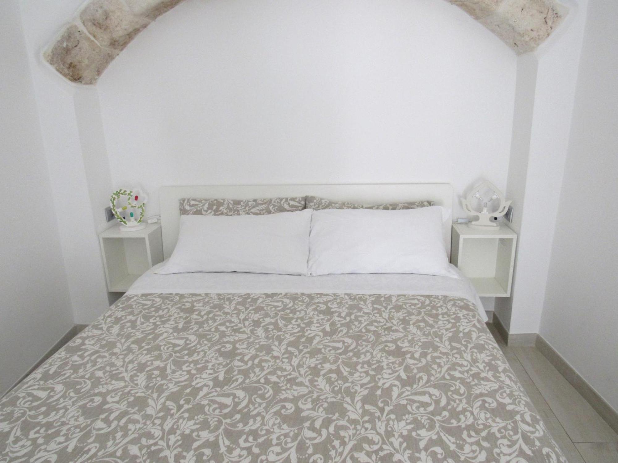 Vicolo Fiorito B&B Polignano a Mare Exterior foto