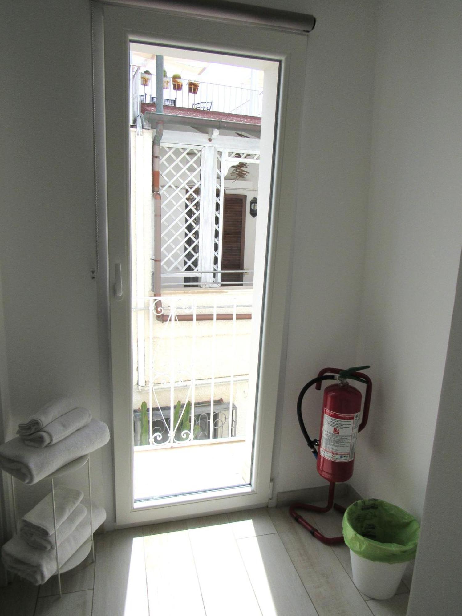 Vicolo Fiorito B&B Polignano a Mare Exterior foto